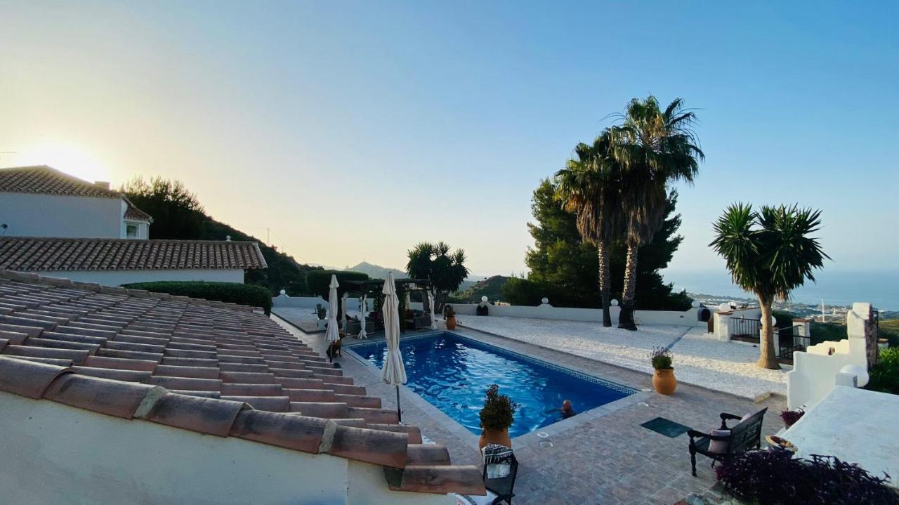 Casa Capricornio Bed & Breakfast Marbella Dış mekan fotoğraf